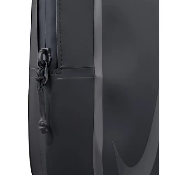 Nike Swim Locker 3L Bag Black Grey - Image 4